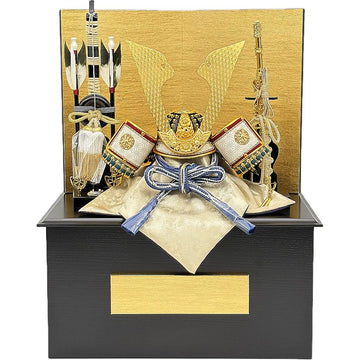 紺糸裾濃縅之兜　８号　金屏風収納飾