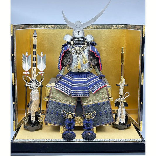 大越忠保　８号　南蛮甲冑越後之虎鎧